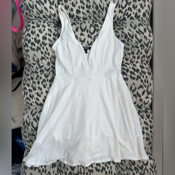 Express V-Wire Skort Fit & Flare White Dress Size S - Picture 2 of 5